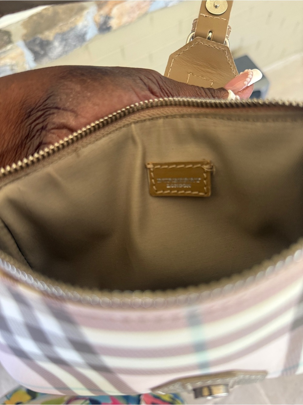 Burberry Classic Plaid Shoulder Bag in Beige (Tan) and Candy Pink - Picture 2 of 4